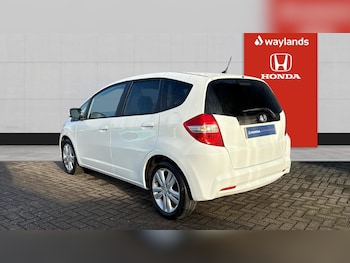 Used Honda Jazz 2015 for sale - 77137687: Photo