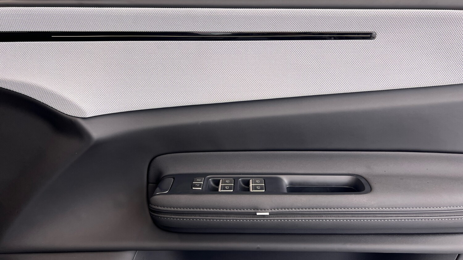 Used Polestar Polestar 4 2025 for sale - 76722333: Photo 33