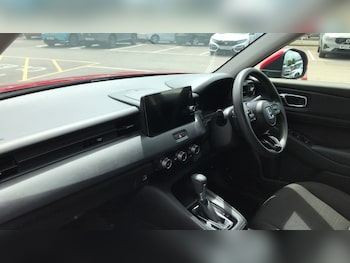 Used Honda HR-V 2022 for sale - 76234157: Photo 2