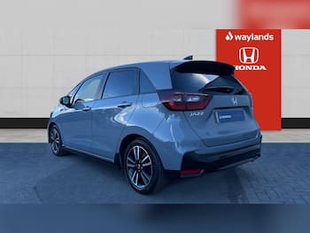 Used Honda Jazz 2023 for sale - 79705086: Photo