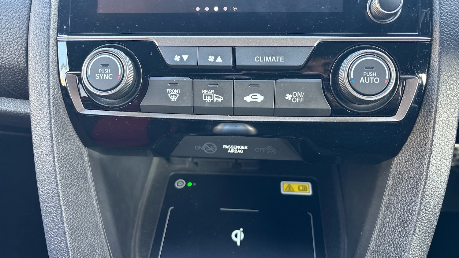 Used Honda Civic 2020 for sale - 77791156: Photo 28