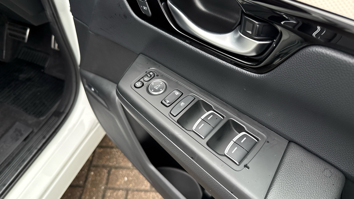 Used Honda CR-V 2023 for sale - 76780224: Photo 16