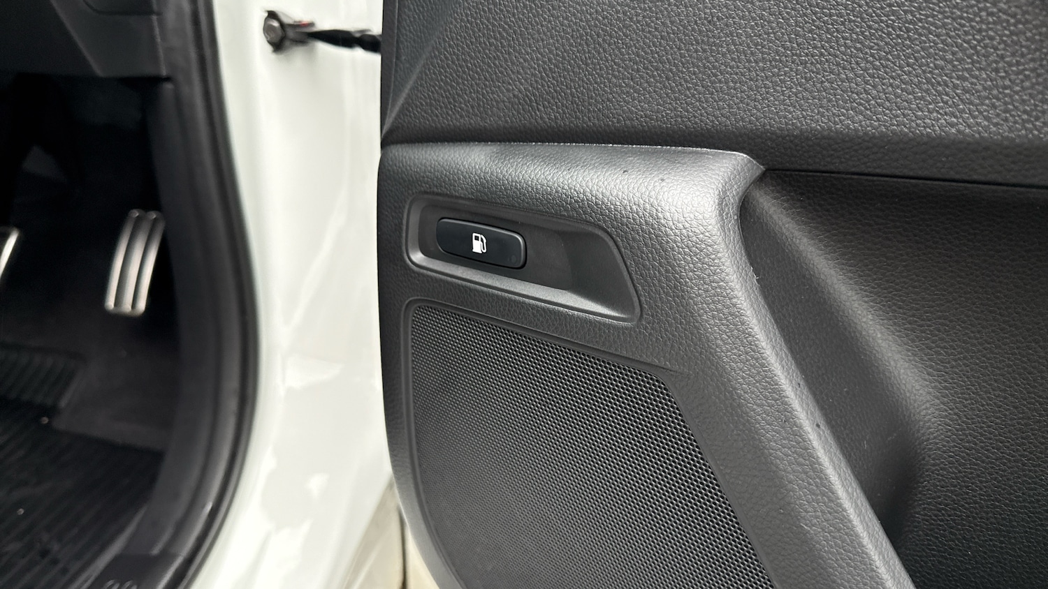 Used Honda CR-V 2023 for sale - 76780224: Photo 17