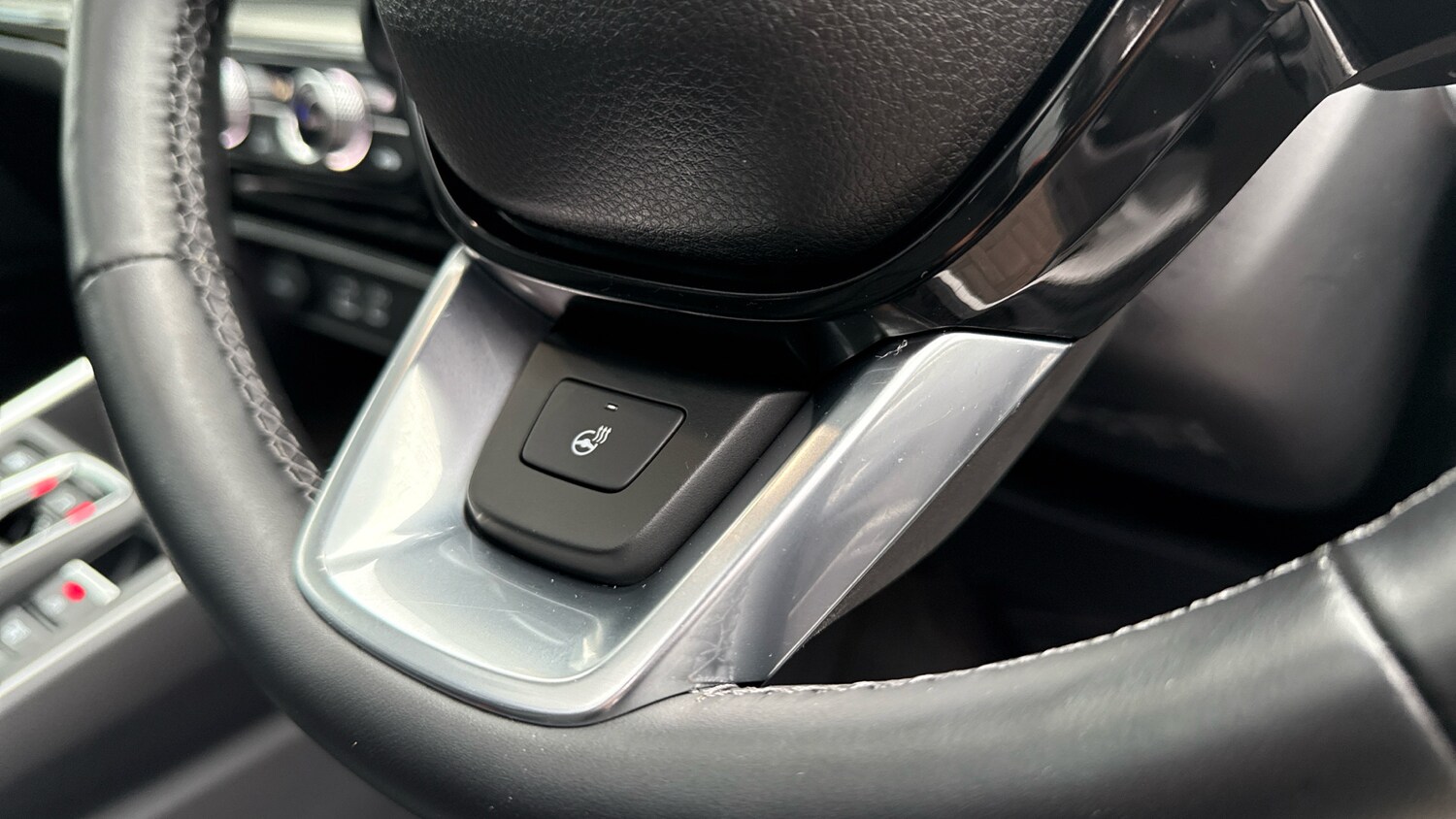 Used Honda CR-V 2023 for sale - 76780224: Photo 26