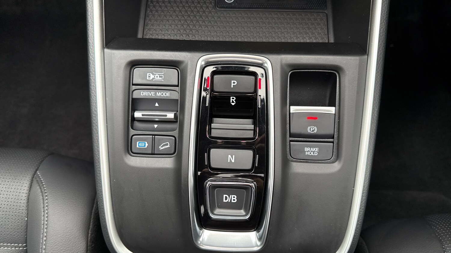 Used Honda CR-V 2023 for sale - 76780224: Photo 30