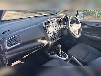 Used Honda Jazz 2019 for sale - 77848058: Photo