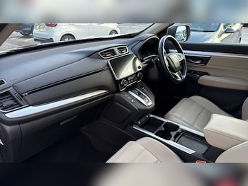 Used Honda CR-V 2023 for sale - 76428136: Photo