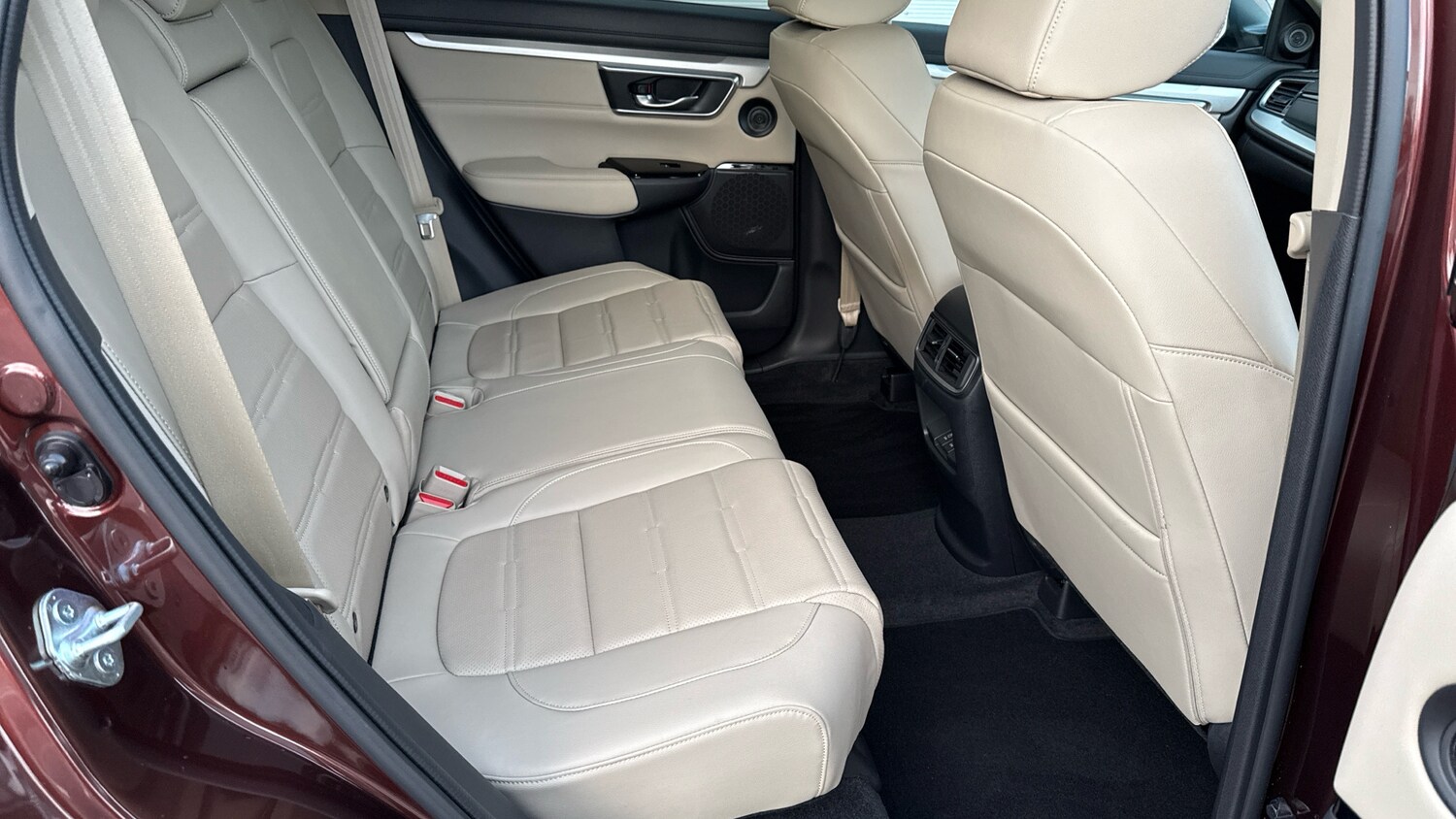 Used Honda CR-V 2023 for sale - 76428136: Photo 31