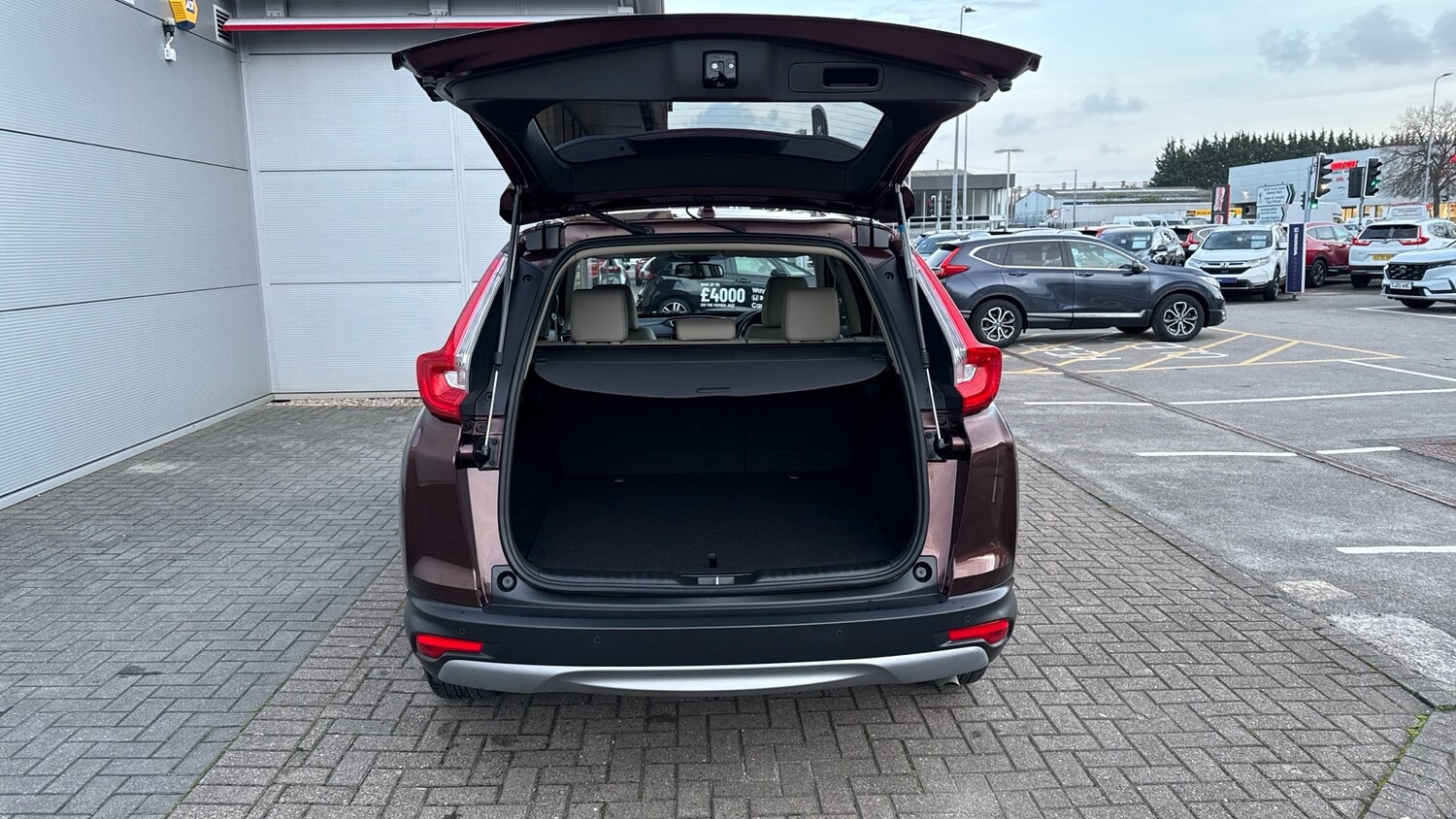 Used Honda CR-V 2023 for sale - 76428136: Photo 54