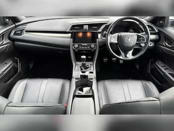 Used Honda Civic 2018 for sale - 76379485: Photo