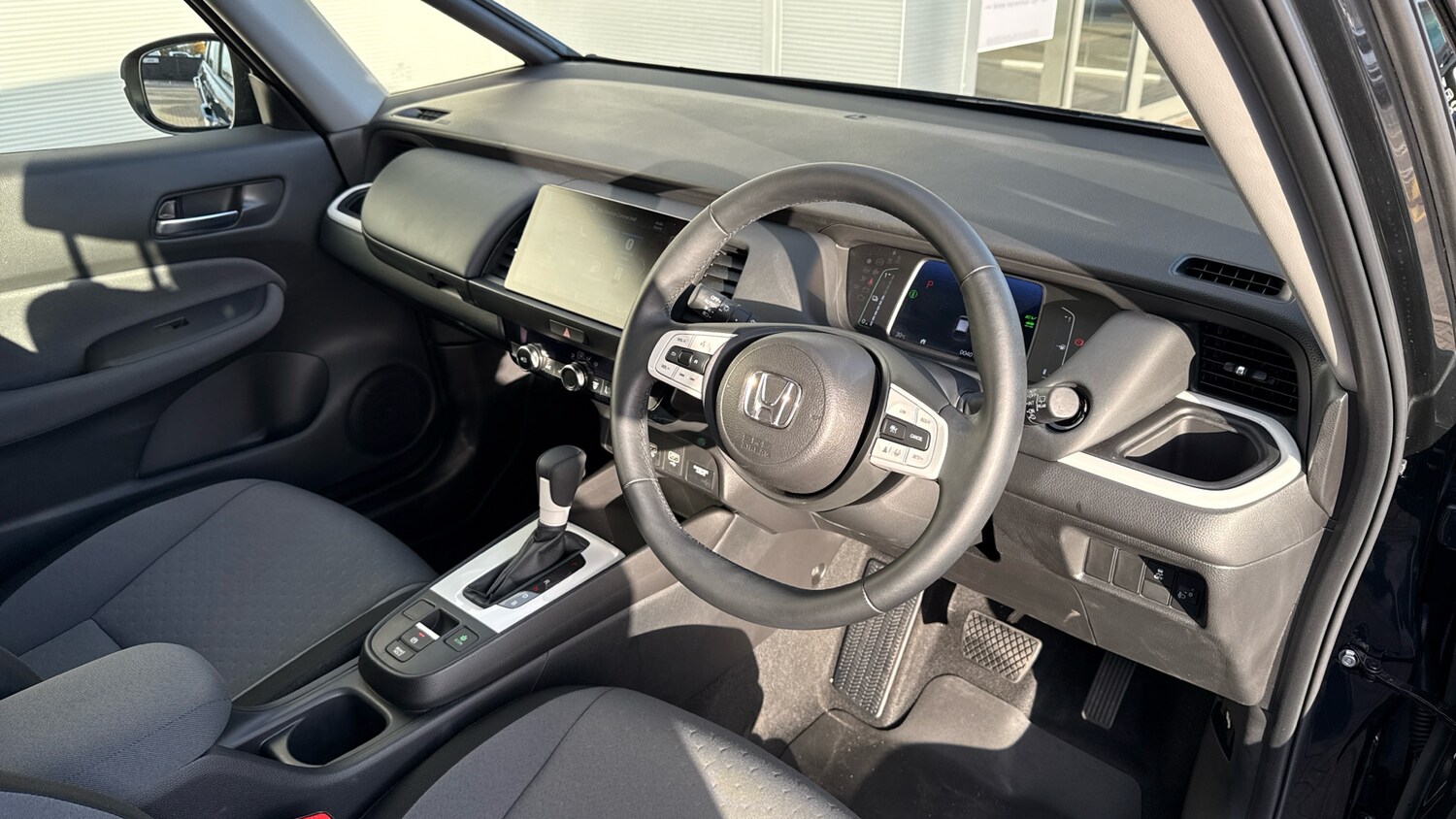 Used Honda Jazz 2024 for sale - 76379520: Photo 38