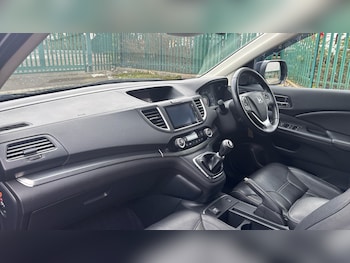 Used Honda CR-V 2016 for sale - 77678869: Photo