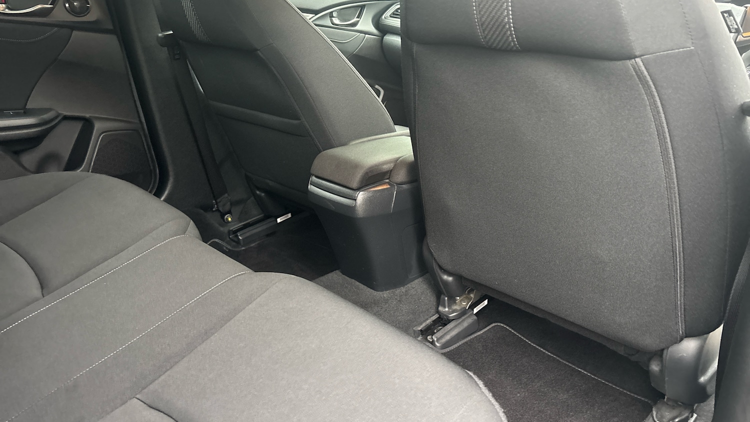 Used Honda Civic 2019 for sale - 77678820: Photo 39