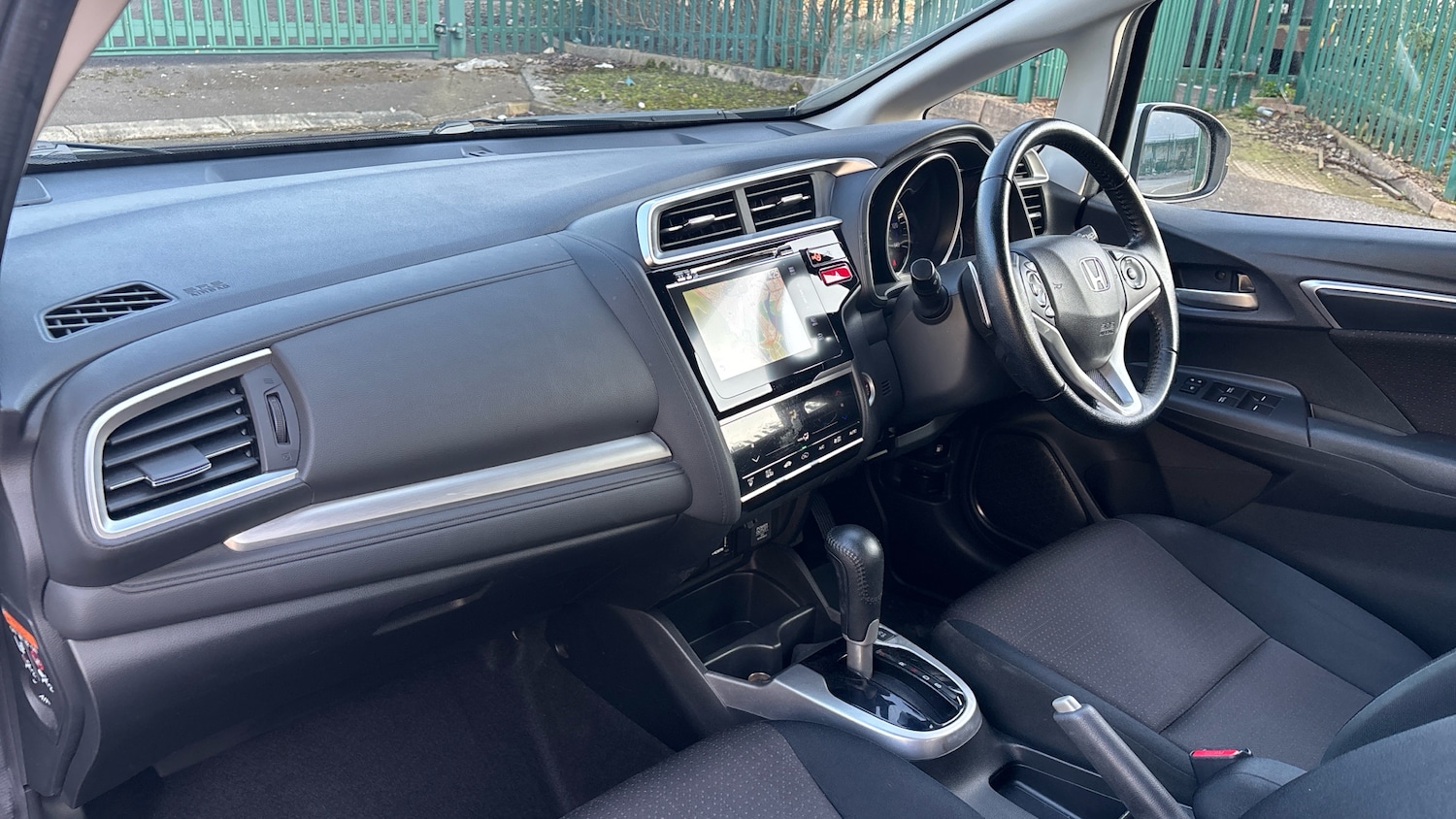 Used Honda Jazz 2017 for sale - 78219005: Photo 2