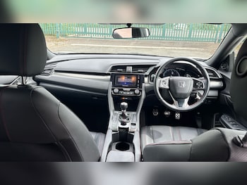 Used Honda Civic 2020 for sale - 78152622: Photo