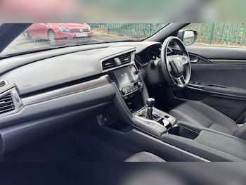 Used Honda Civic 2019 for sale - 77786180: Photo
