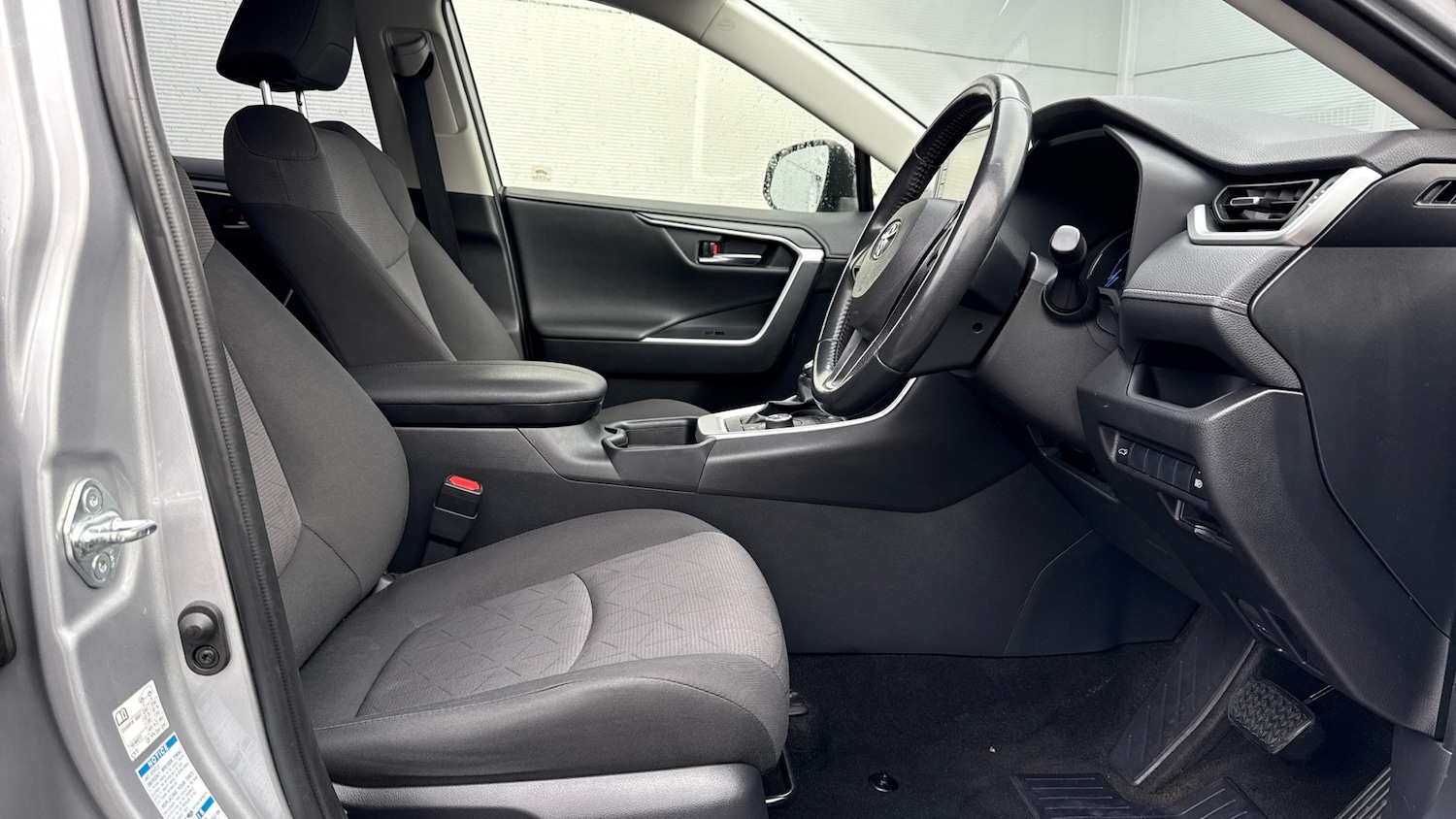 Used Toyota RAV4 2019 for sale - 76984163: Photo 17