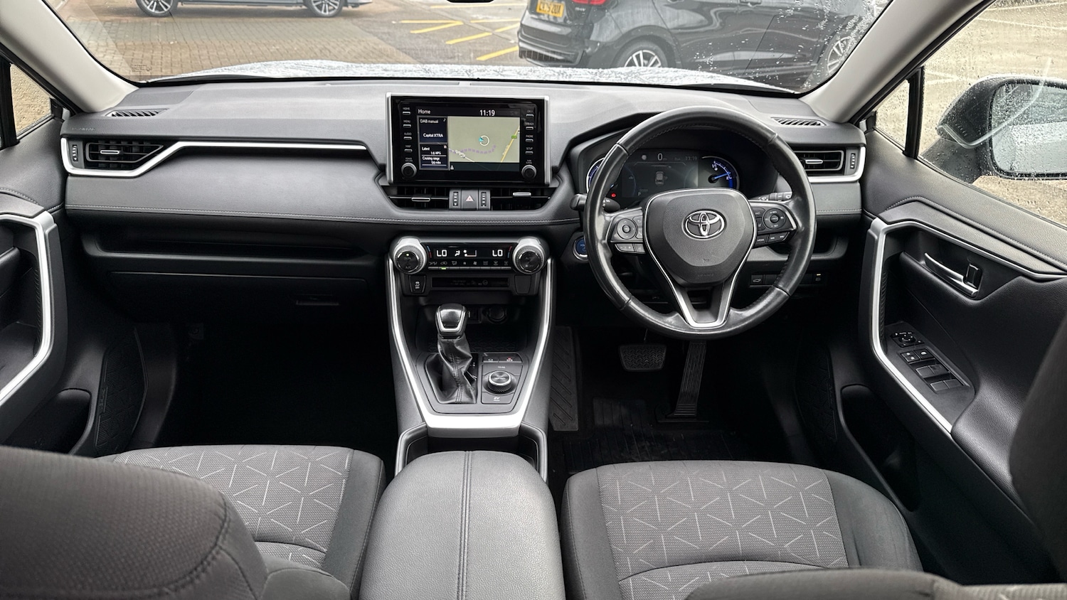 Used Toyota RAV4 2019 for sale - 76984163: Photo 4