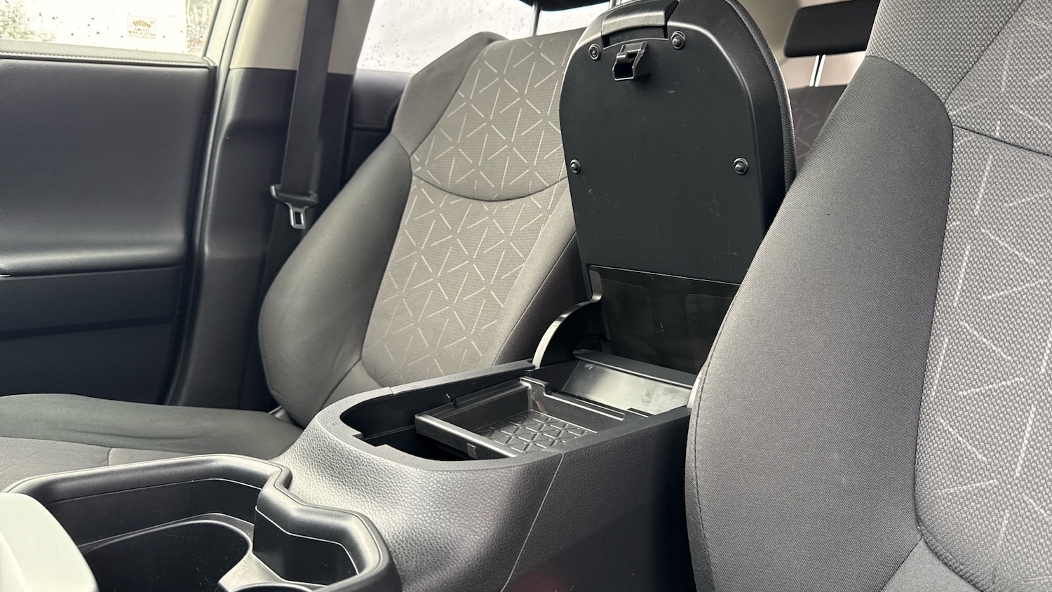 Used Toyota RAV4 2019 for sale - 76984163: Photo 49