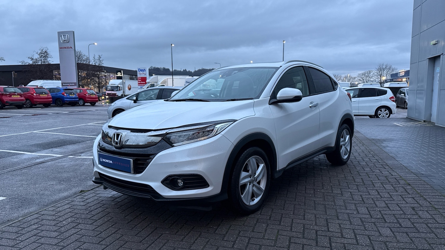 Used Honda HR-V 2018 for sale - 76856431: Photo 10