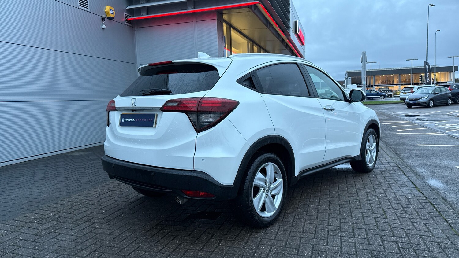 Used Honda HR-V 2018 for sale - 76856431: Photo 12