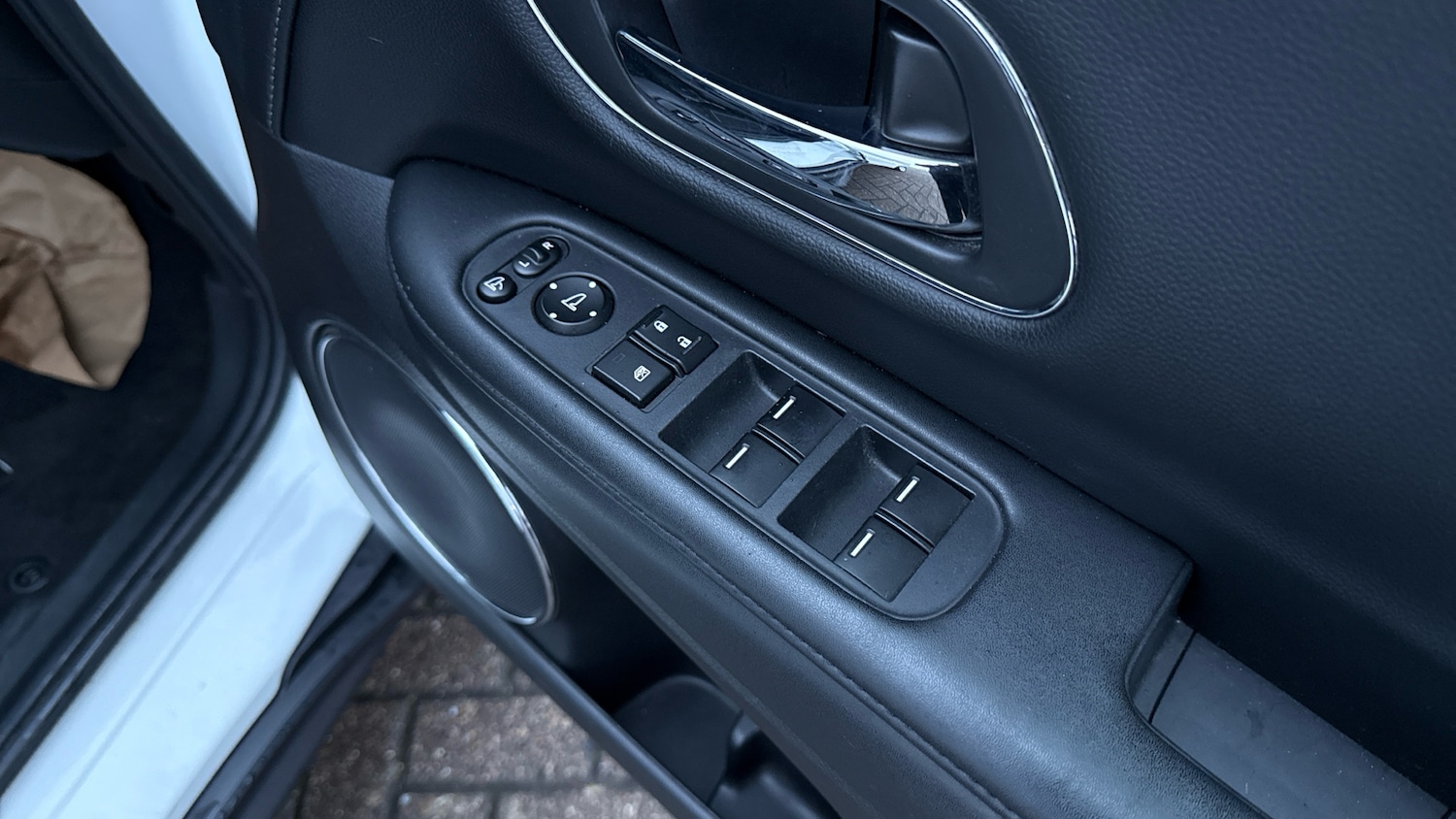 Used Honda HR-V 2018 for sale - 76856431: Photo 16