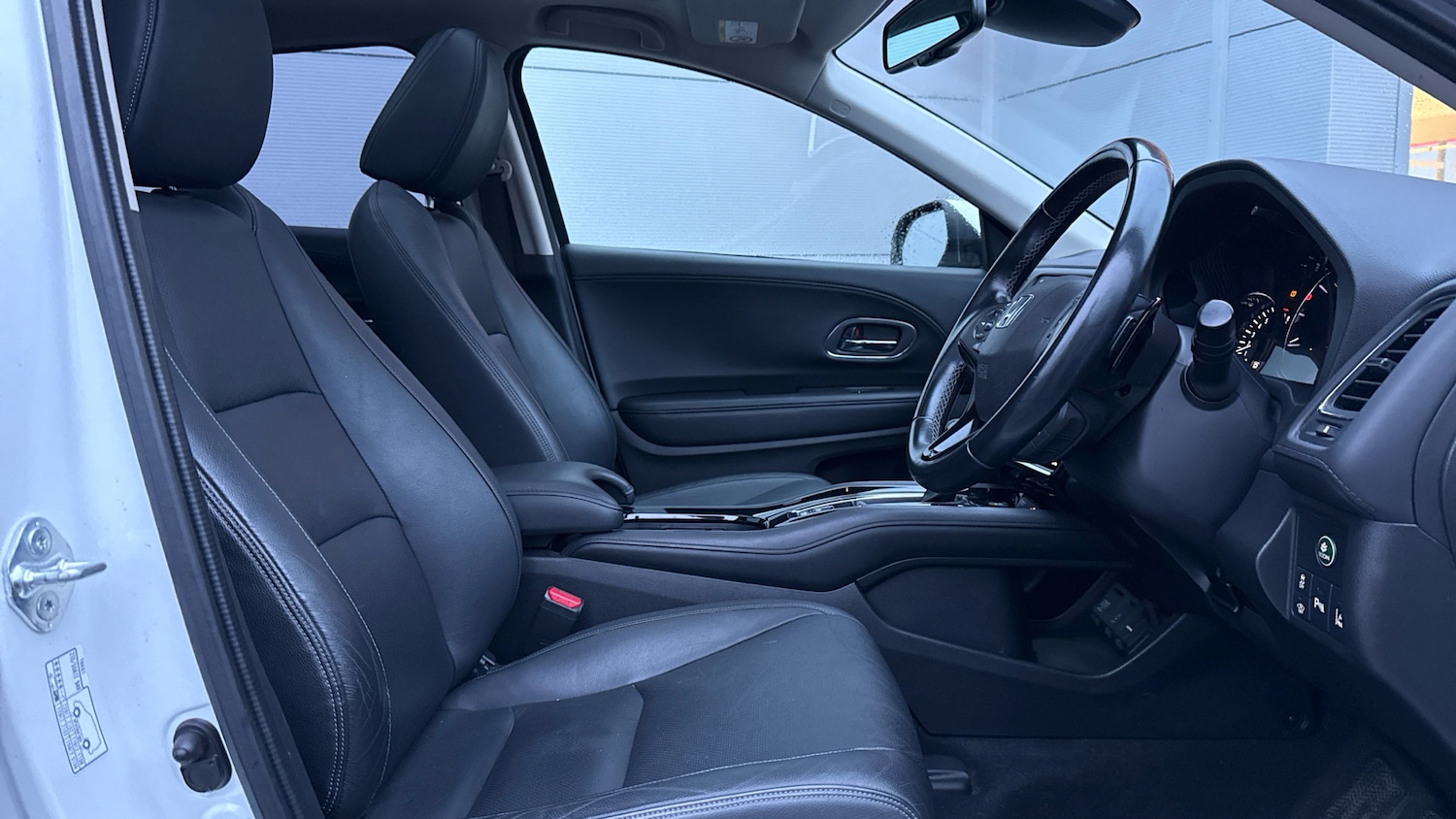 Used Honda HR-V 2018 for sale - 76856431: Photo 18