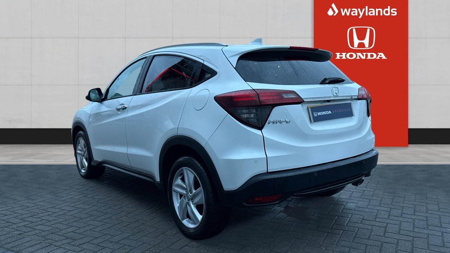 Used Honda HR-V 2018 for sale - 76856431: Photo 3
