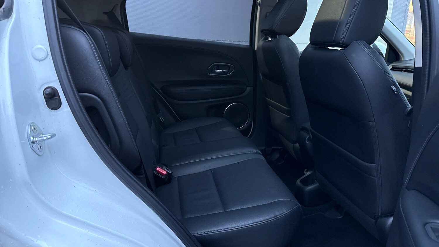 Used Honda HR-V 2018 for sale - 76856431: Photo 45