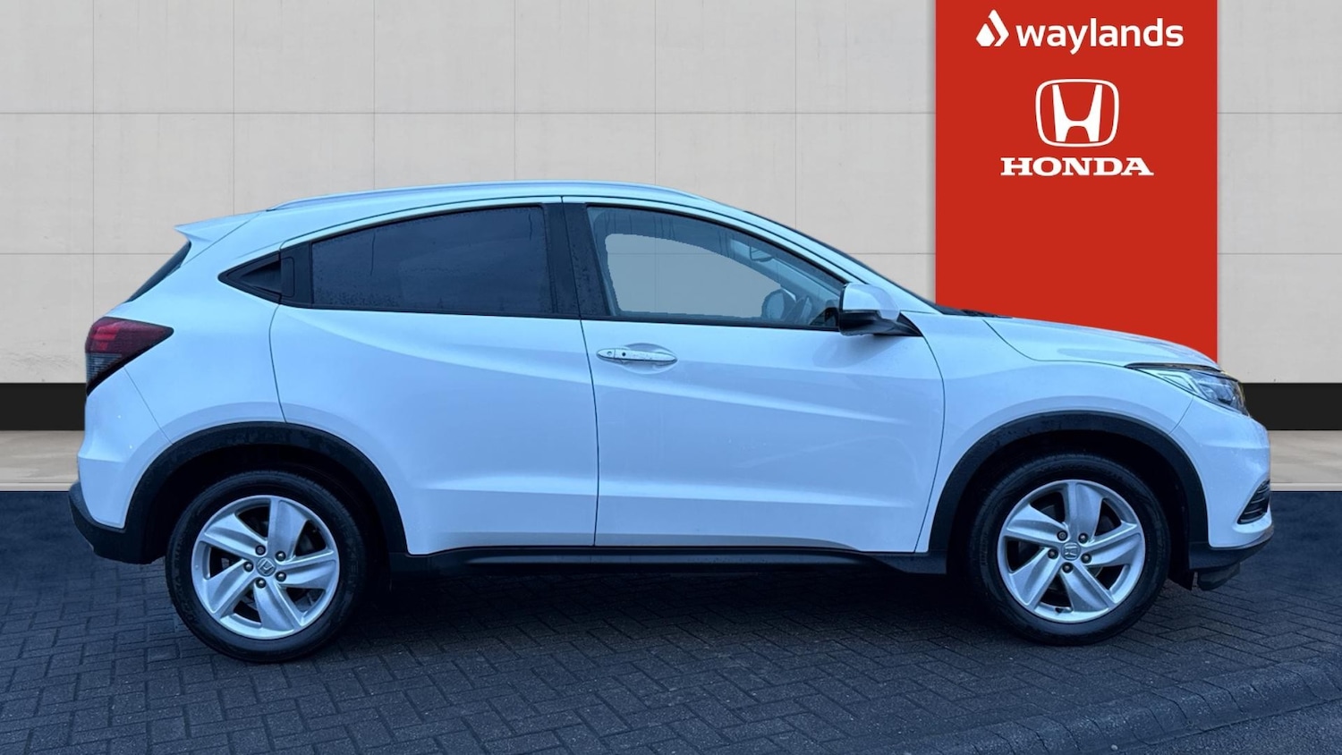 Used Honda HR-V 2018 for sale - 76856431: Photo 5