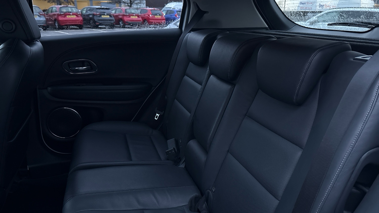 Used Honda HR-V 2018 for sale - 76856431: Photo 8