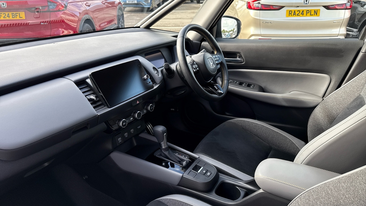 Used Honda Jazz 2024 for sale - 75946828: Photo 2