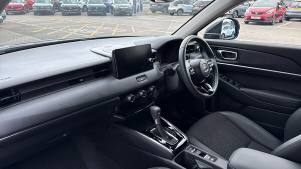 Used Honda HR-V 2024 for sale - 75652768: Photo 2