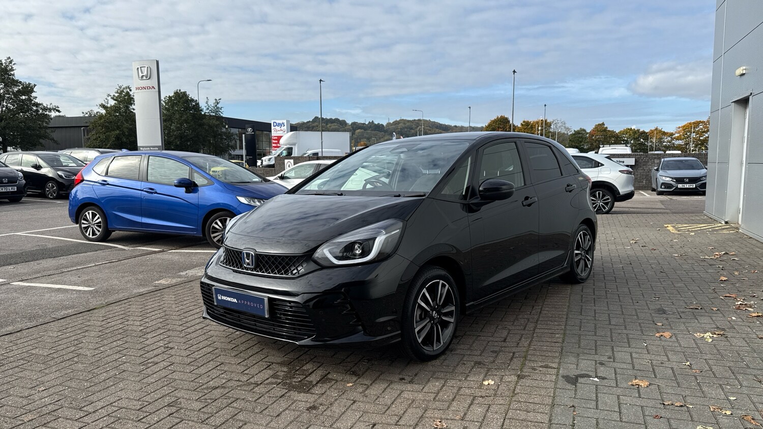 Used Honda Jazz 2023 for sale - 76328309: Photo 10