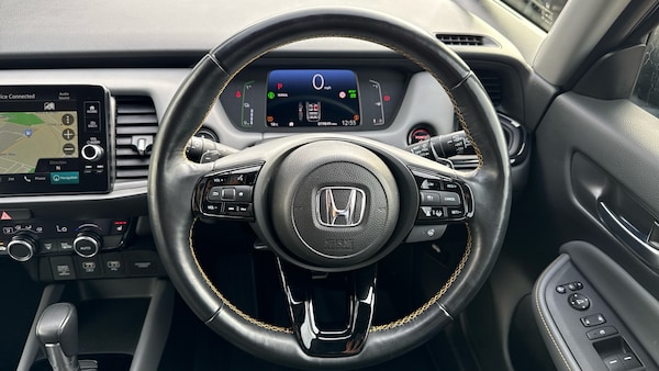 Used Honda Jazz 2023 for sale - 76328309: Photo 15