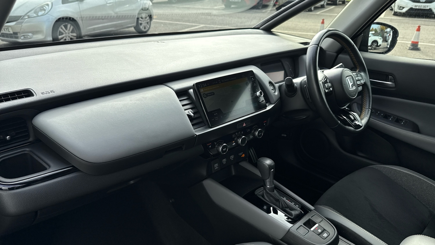 Used Honda Jazz 2023 for sale - 76328309: Photo 2