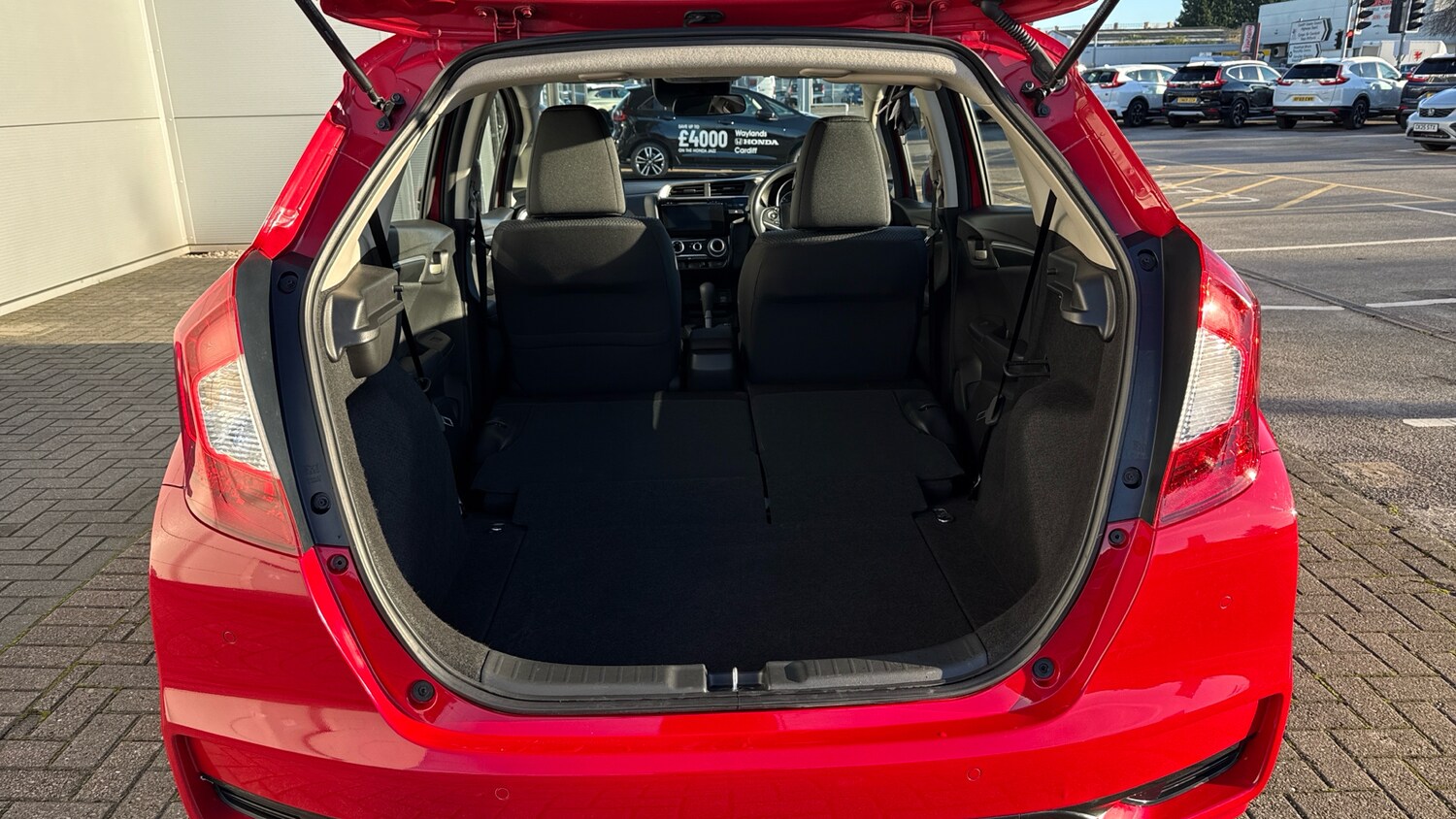 Used Honda Jazz 2019 for sale - 76652507: Photo 50