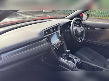 Used Honda Civic 2018 for sale - 78152616: Photo