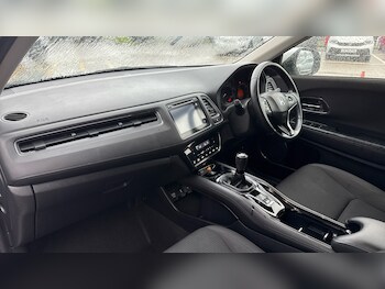 Used Honda HR-V 2019 for sale - 77095357: Photo