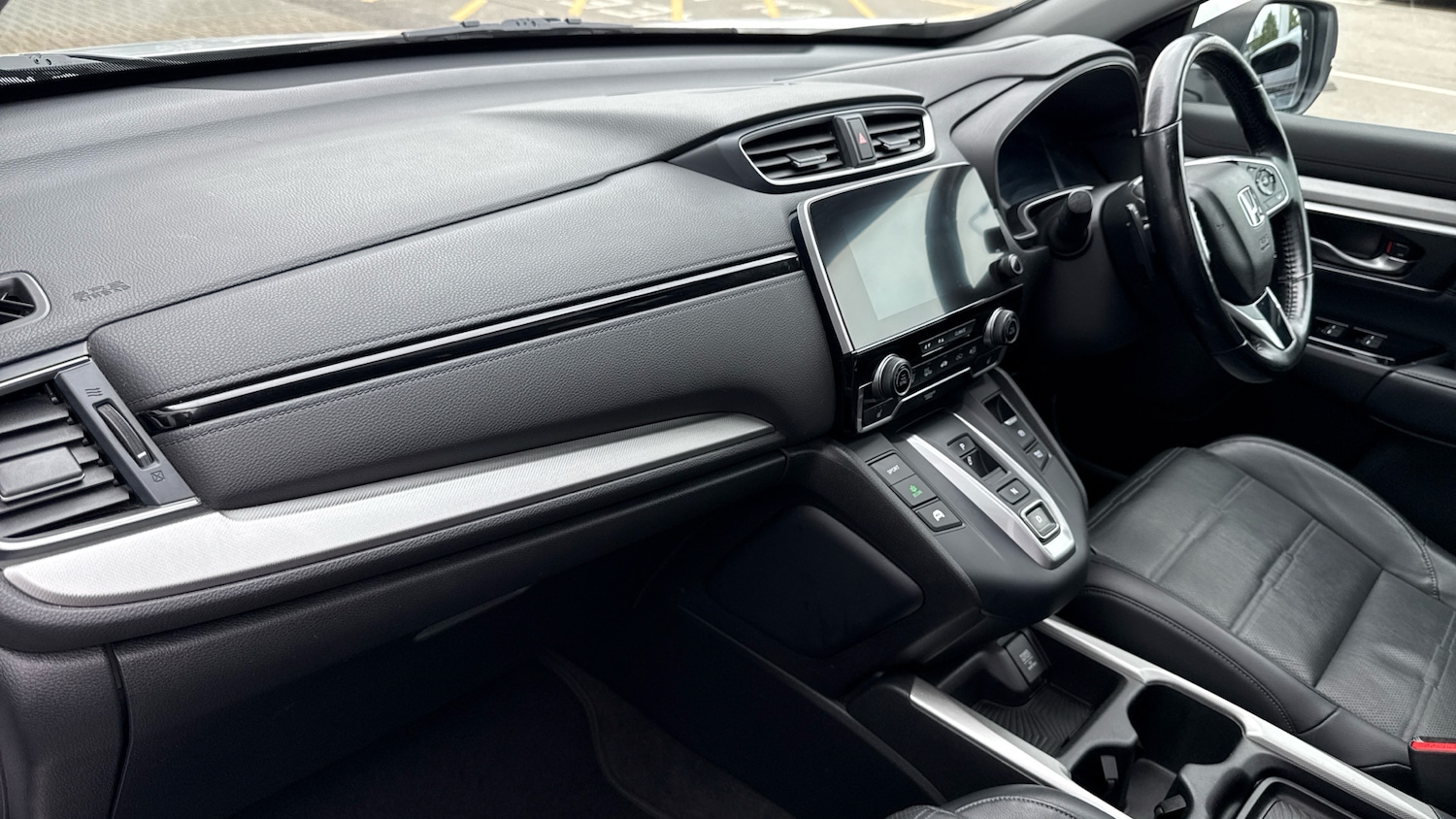 Used Honda CR-V 2020 for sale - 76234079: Photo 2