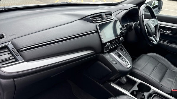 Used Honda CR-V 2020 for sale - 76234079: Photo 2
