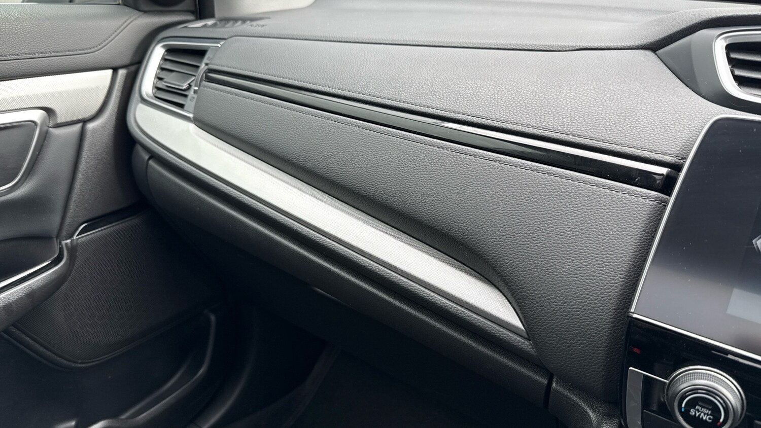 Used Honda CR-V 2020 for sale - 76234079: Photo 30