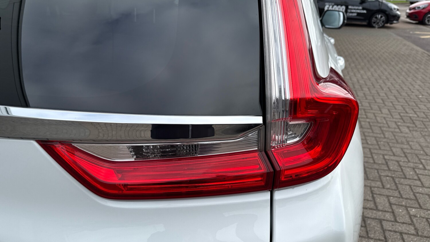 Used Honda CR-V 2020 for sale - 76234079: Photo 46