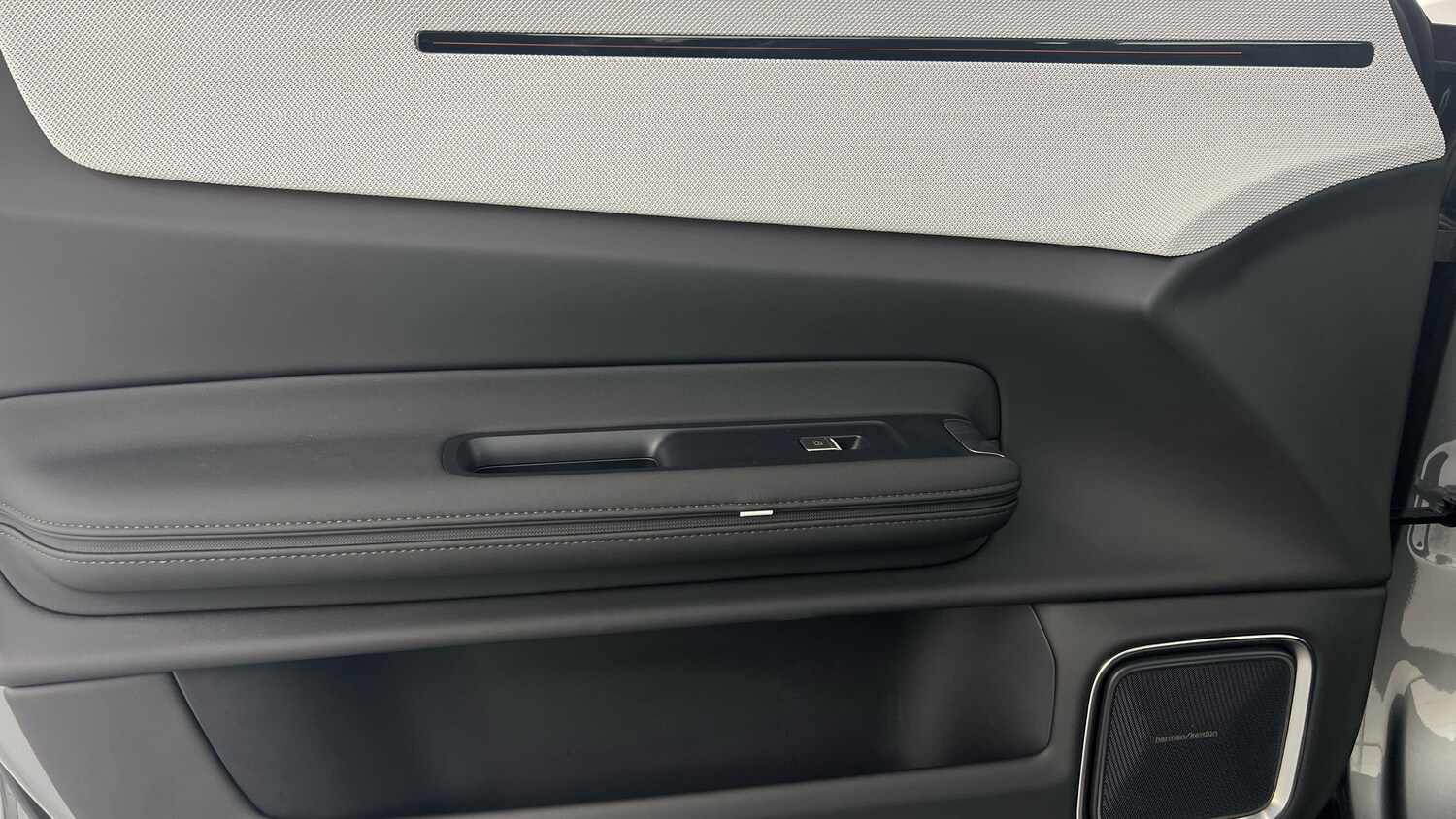 Used Polestar Polestar 4 2024 for sale - 77539817: Photo 48