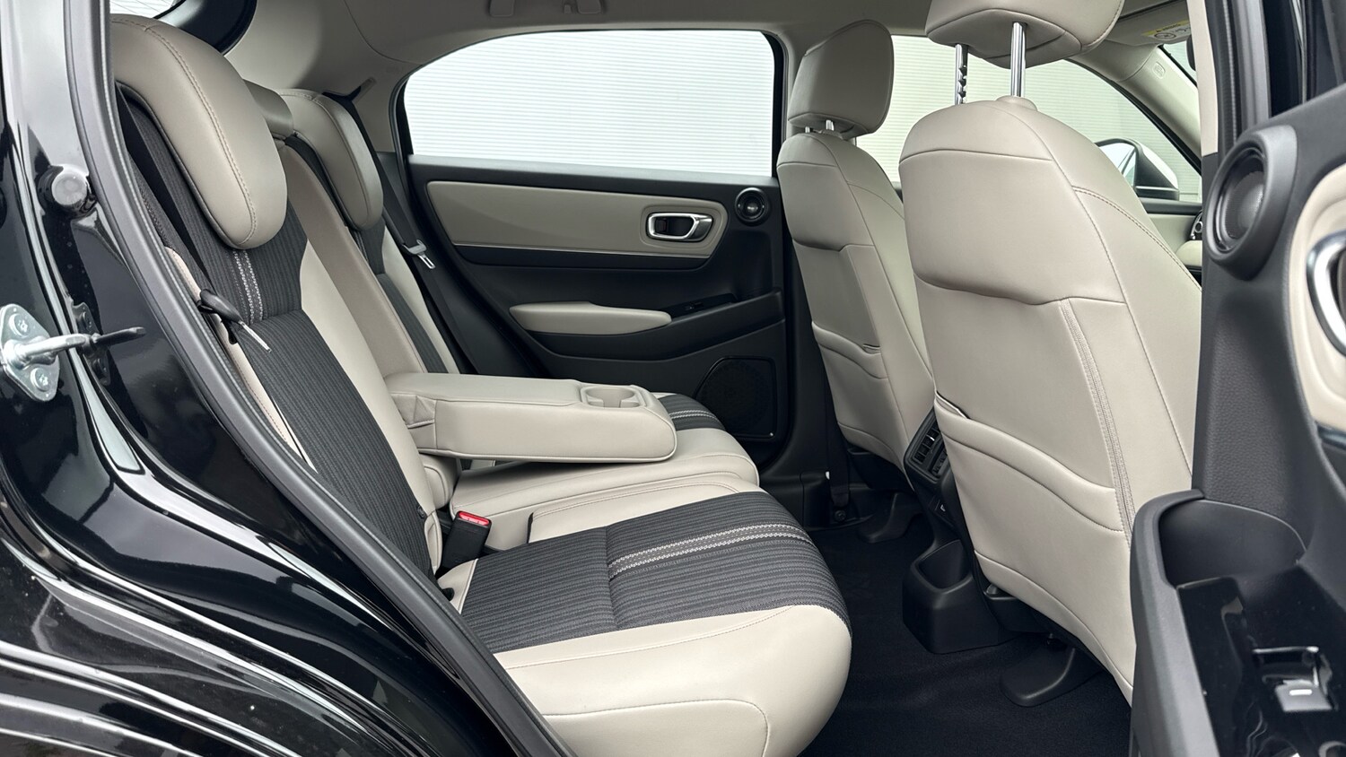 Used Honda HR-V 2025 for sale - 75612756: Photo 38