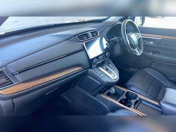 Used Honda CR-V 2019 for sale - 78960060: Photo