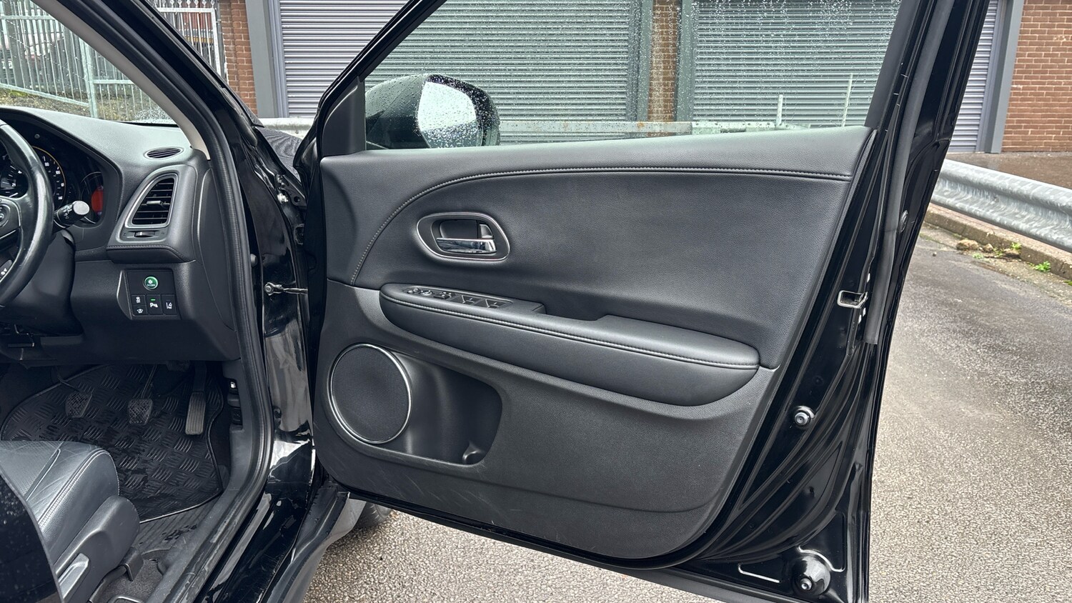 Used Honda HR-V 2019 for sale - 77634675: Photo 14