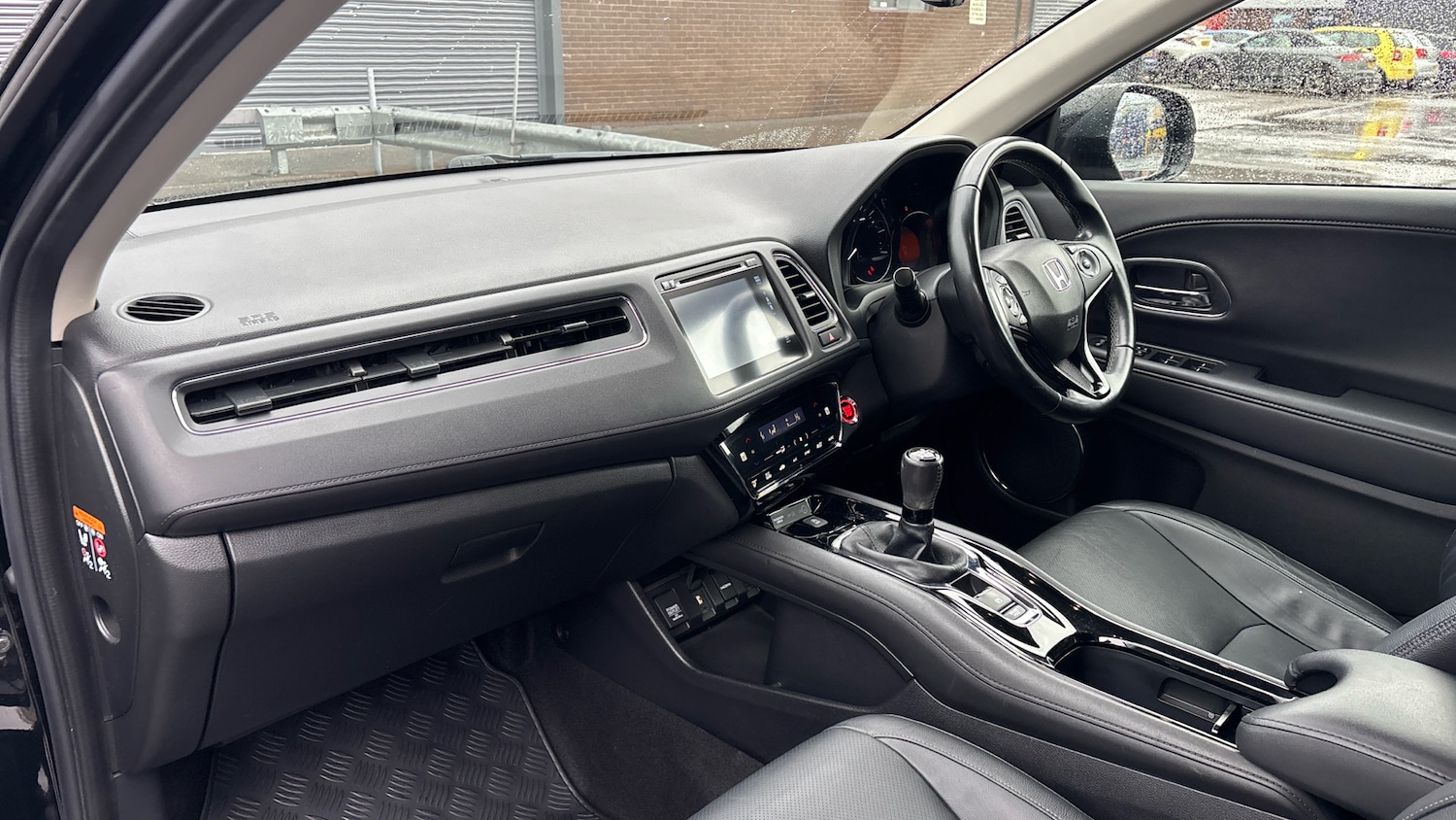 Used Honda HR-V 2019 for sale - 77634675: Photo 2