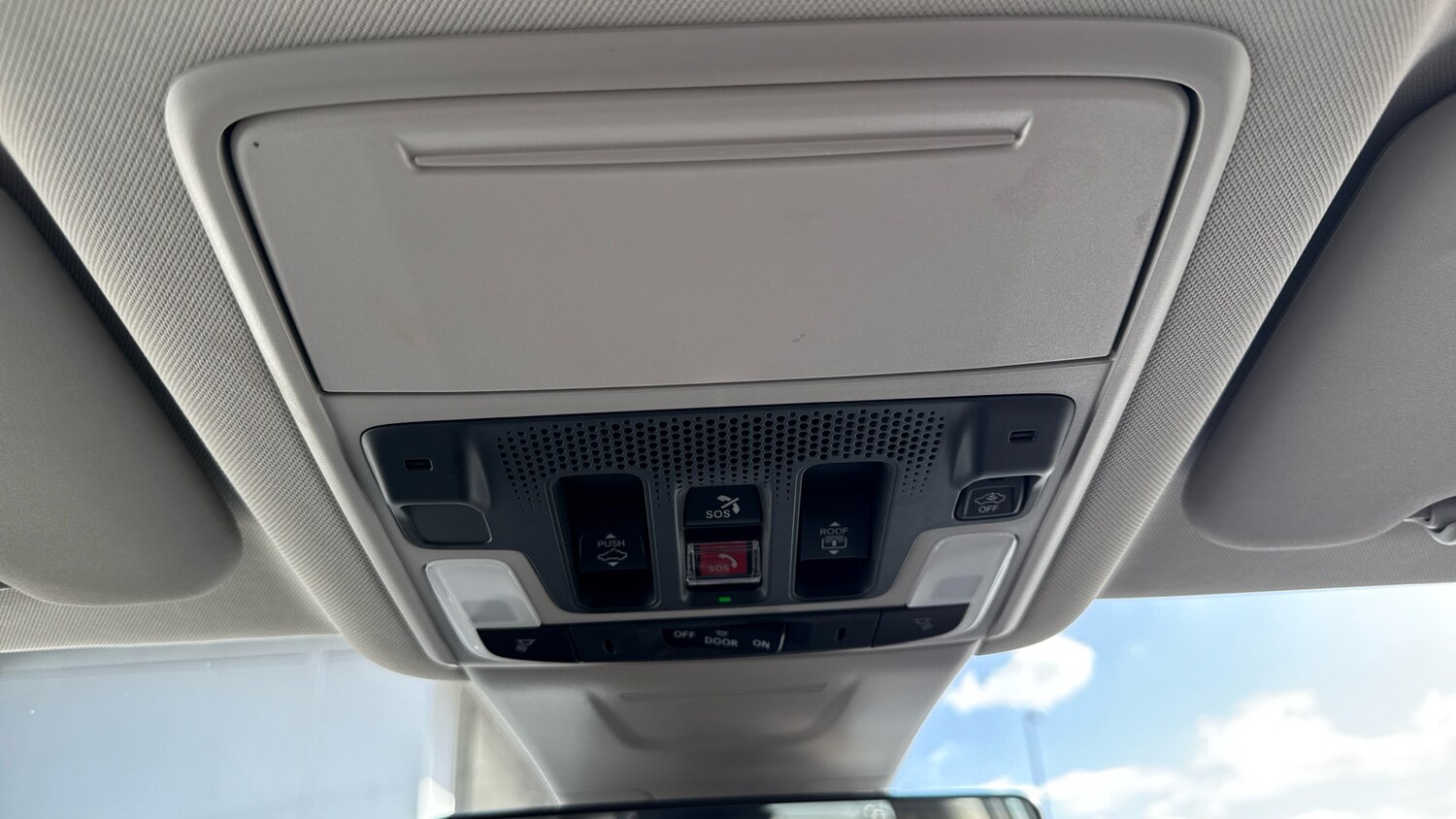 Used Honda CR-V 2024 for sale - 76379483: Photo 41