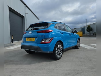 Used Hyundai KONA 2021 for sale - 76161695: Photo 3